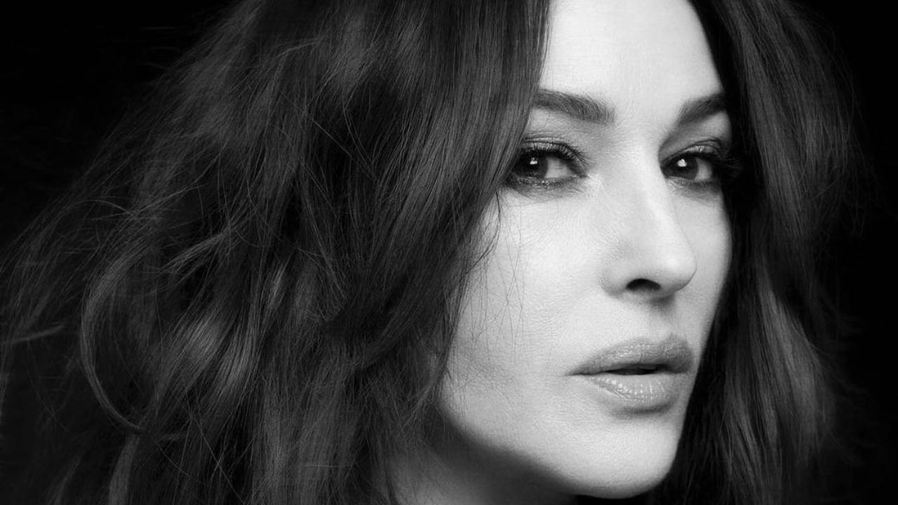 Monica Bellucci foto bianco e nero