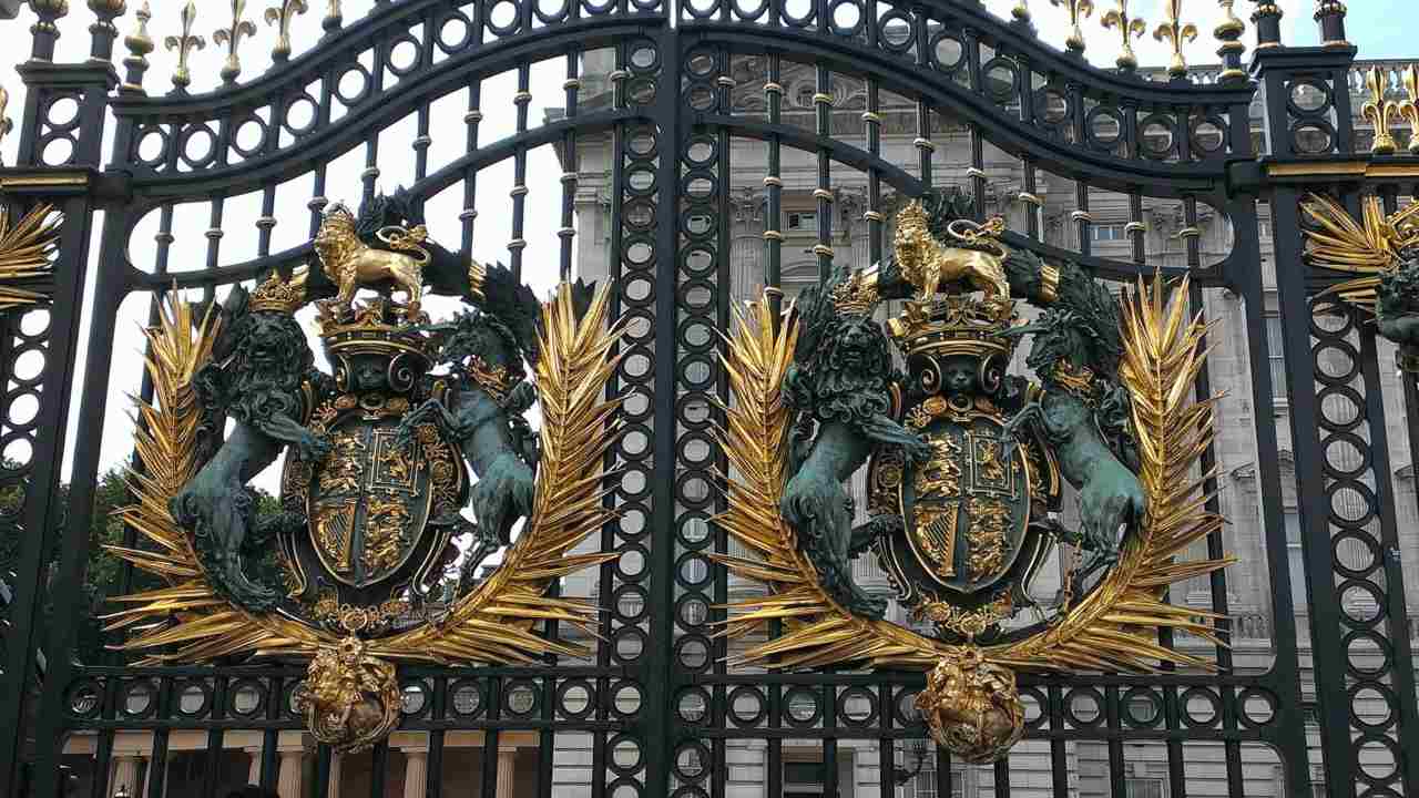 Royal Family, cancello