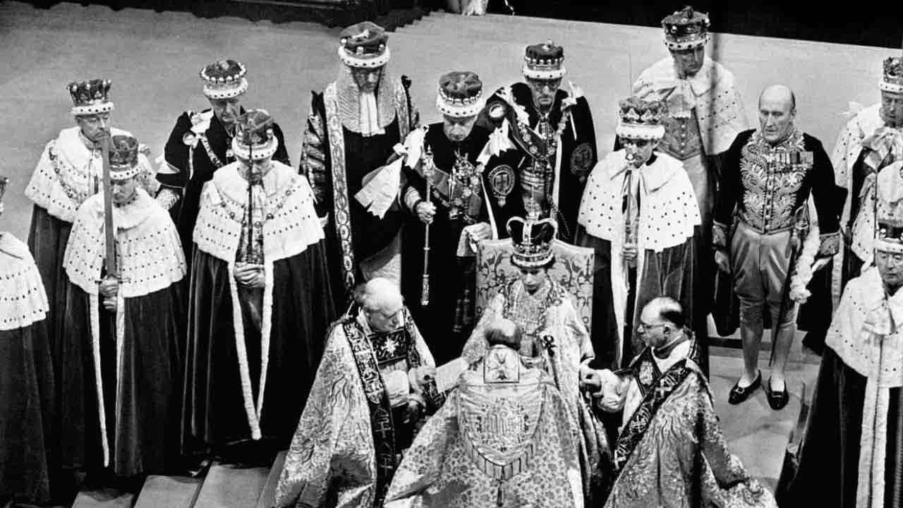 Royal Family scontro titani