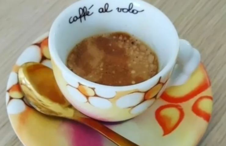 Caffè amaro o con zucchero?