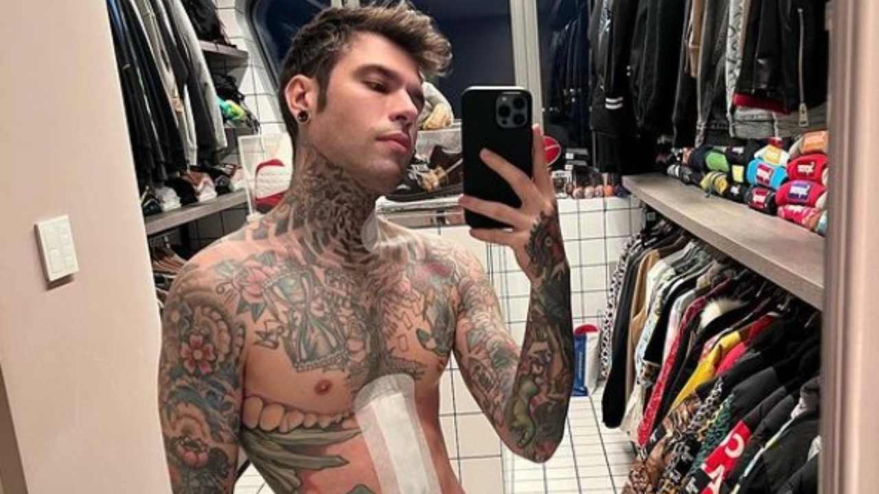 Fedez post twitter