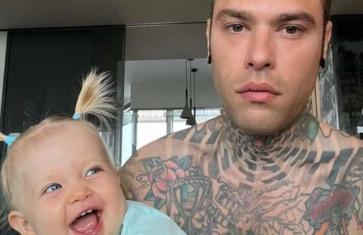 Fedez post twitter