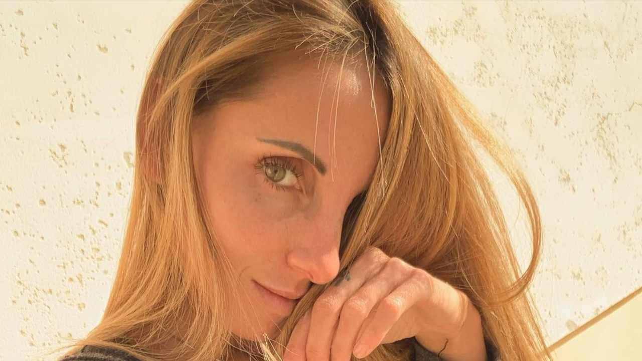 Jessica Franceschetti selfie primo piano sguardo