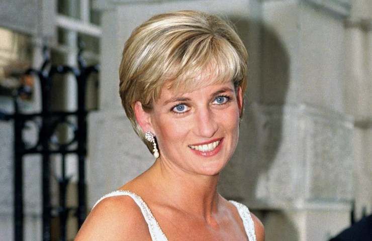 Lady Diana stile viaggio Nepal