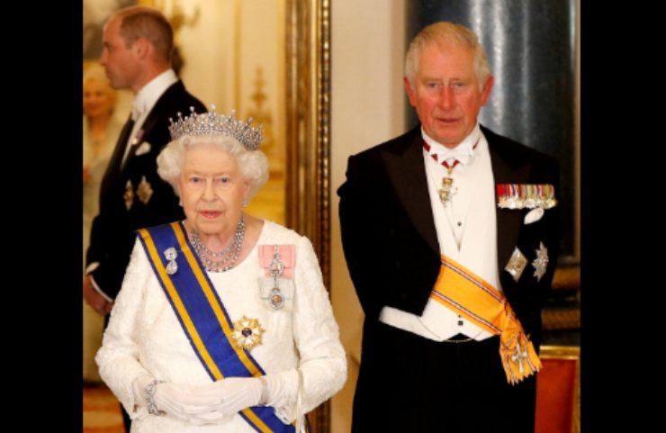 Principe Carlo e Regina Elisabetta II