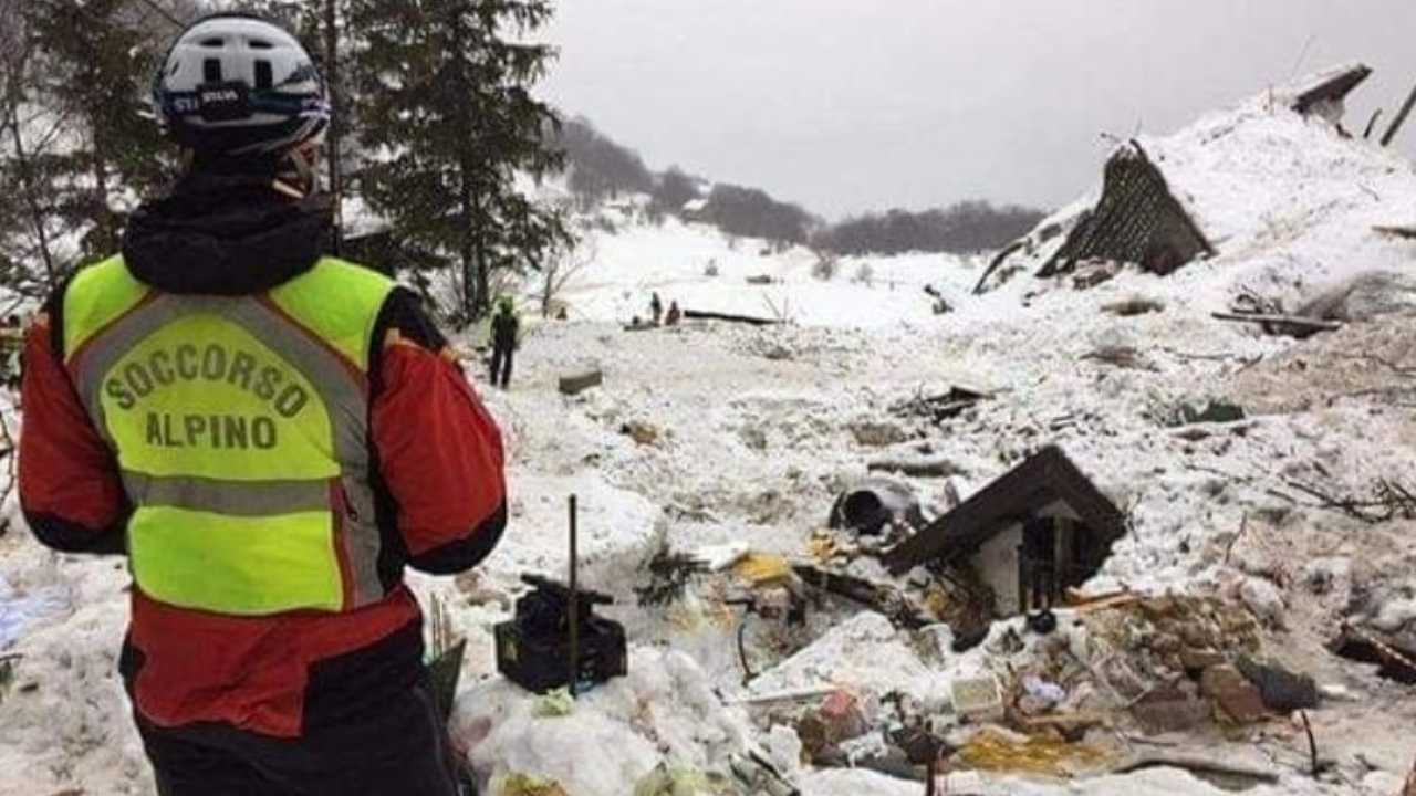 Hotel rigopiano tragedia sentenza tribunale