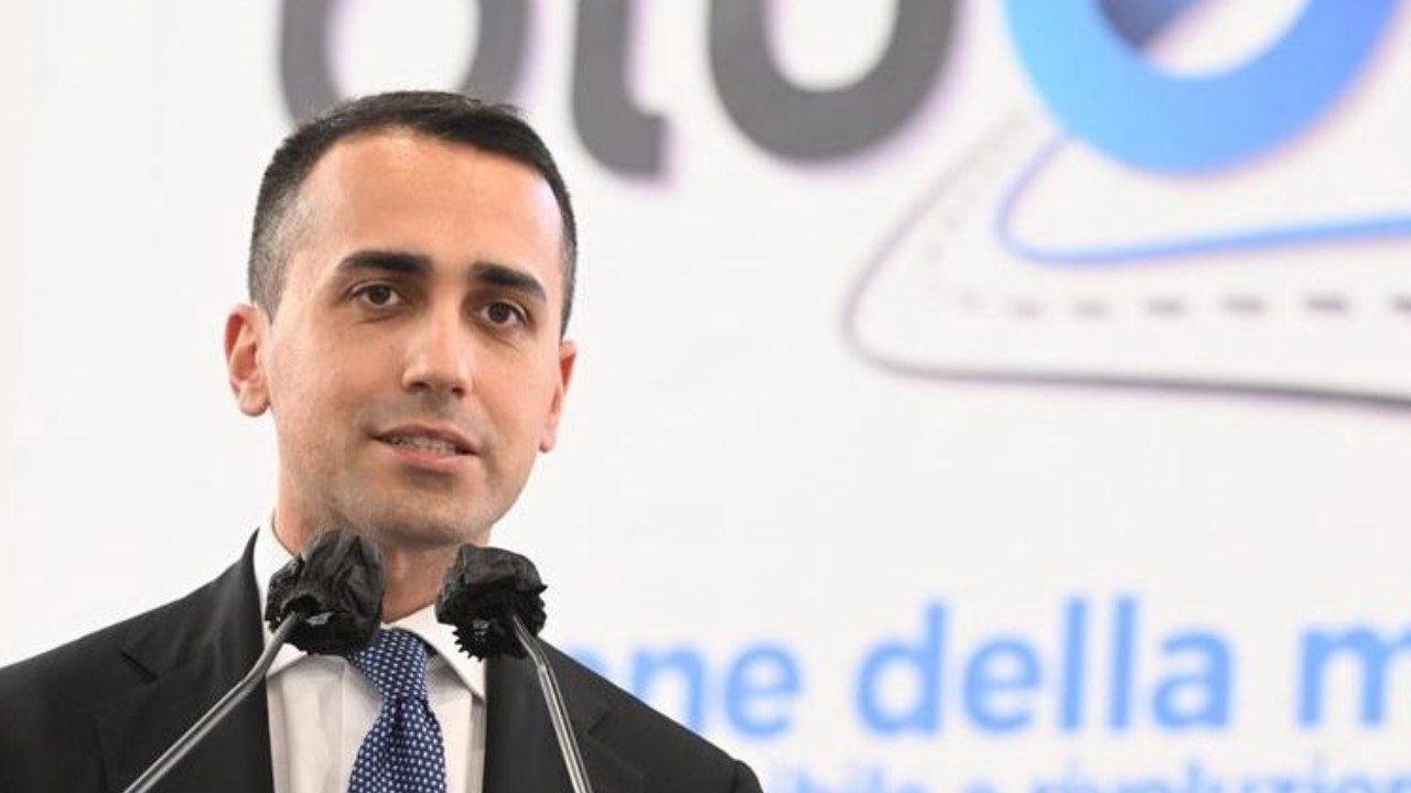 Luigi Di Maio lascia il Movimento