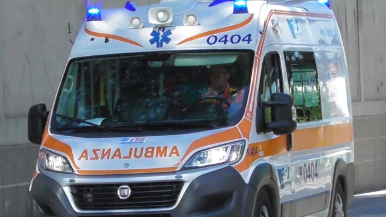 incidente lavoro giovane