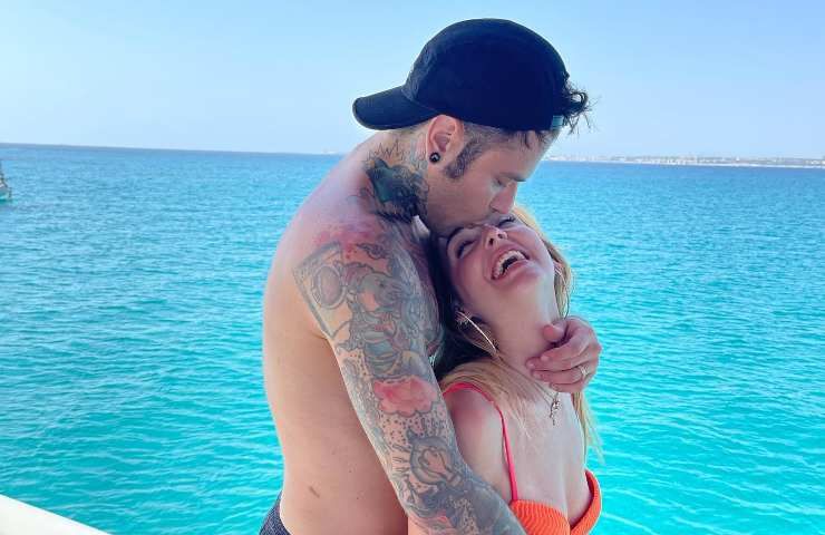 Chiara Ferragni Fedez vacanza Salento