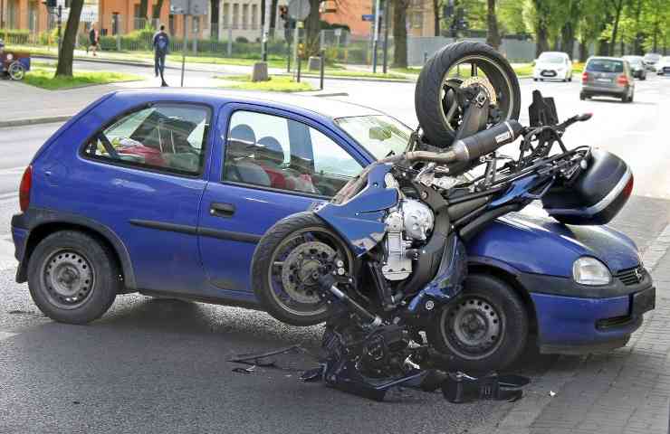 Incidente moto mortale Abruzzo