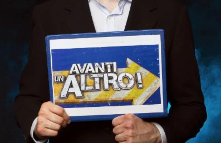 Avanti un altro il logo