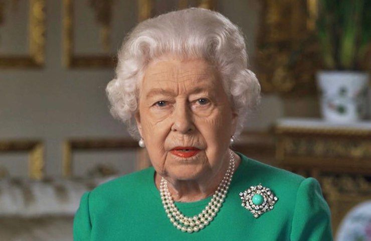 Decisione imprescindibile regina Elisabetta 