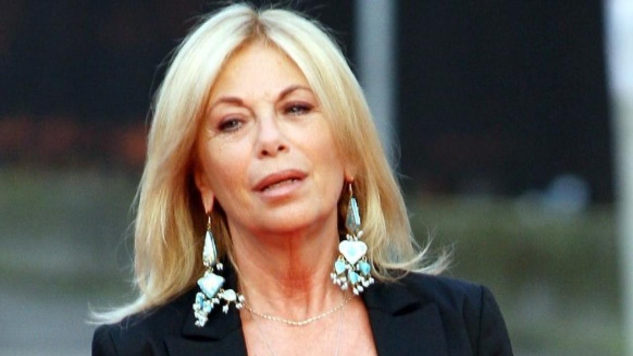 Rita dalla chiesa guadagni