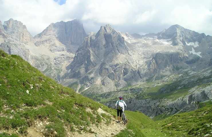 tragedia montagna precipizio