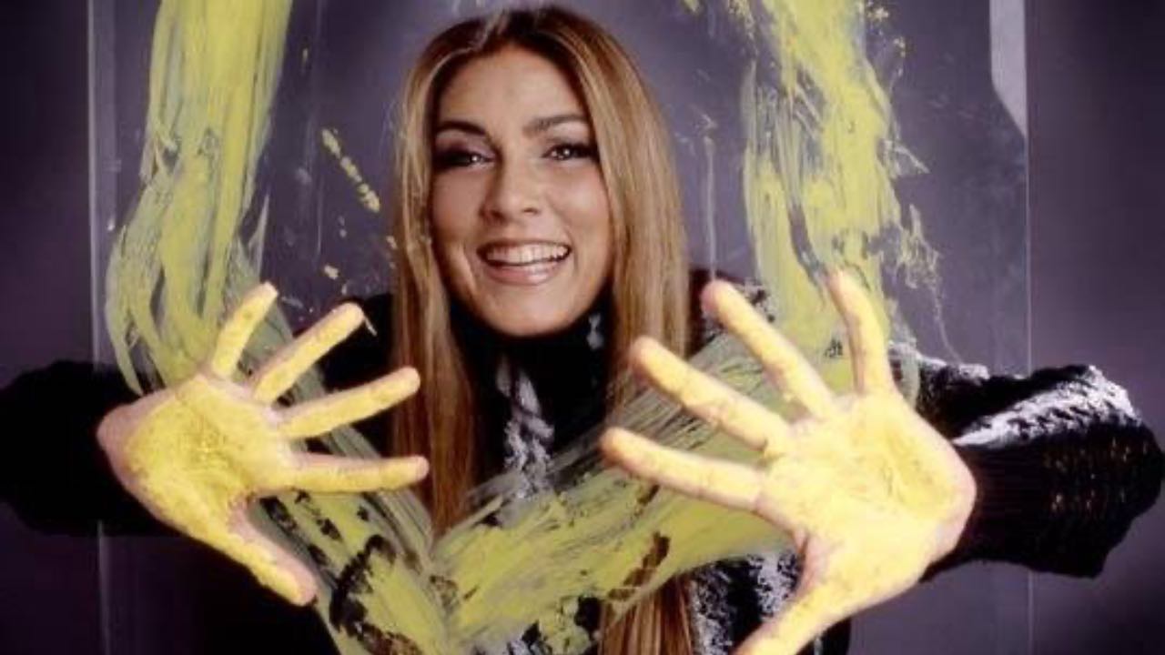 Romina Power video