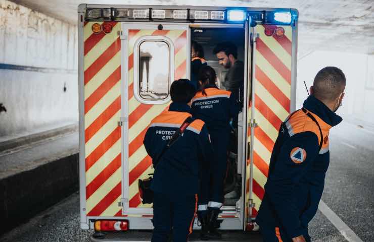 Drammatico incidente stradale