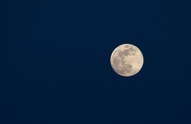 Luna anche di giorno