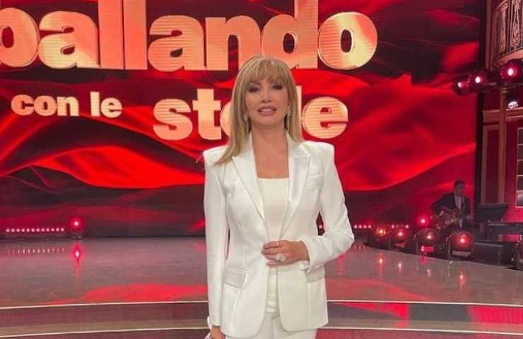 addio volto storico ballando