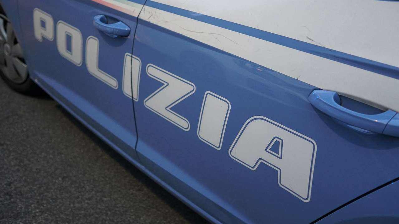 Giugliano ragazza morta casa