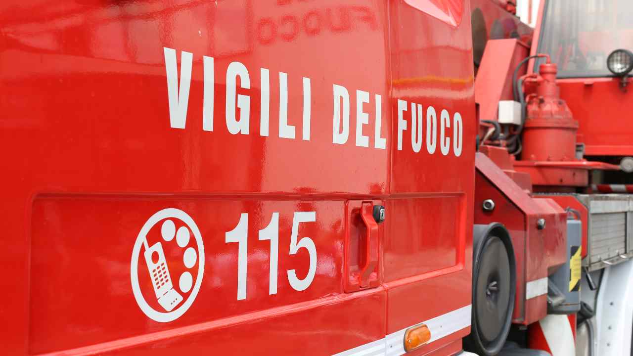 Brindisi ragazzo scomparso morto mare