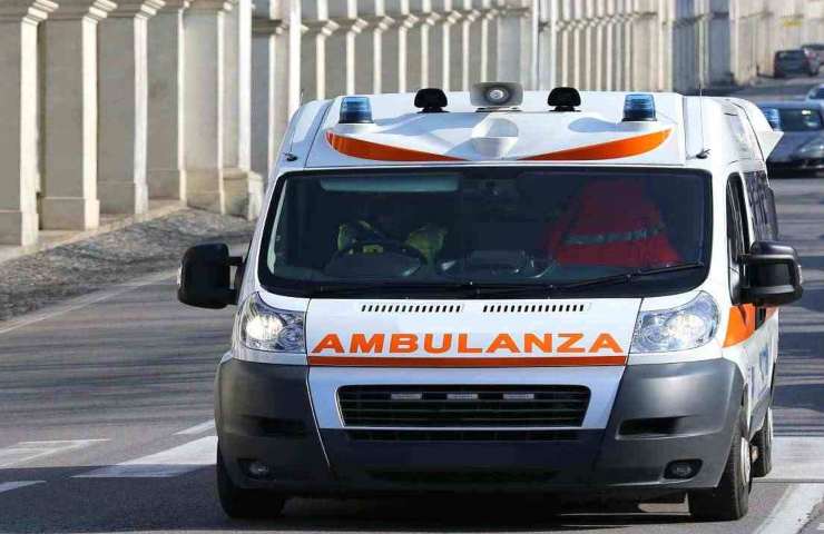 Ambulanza 1 5 2