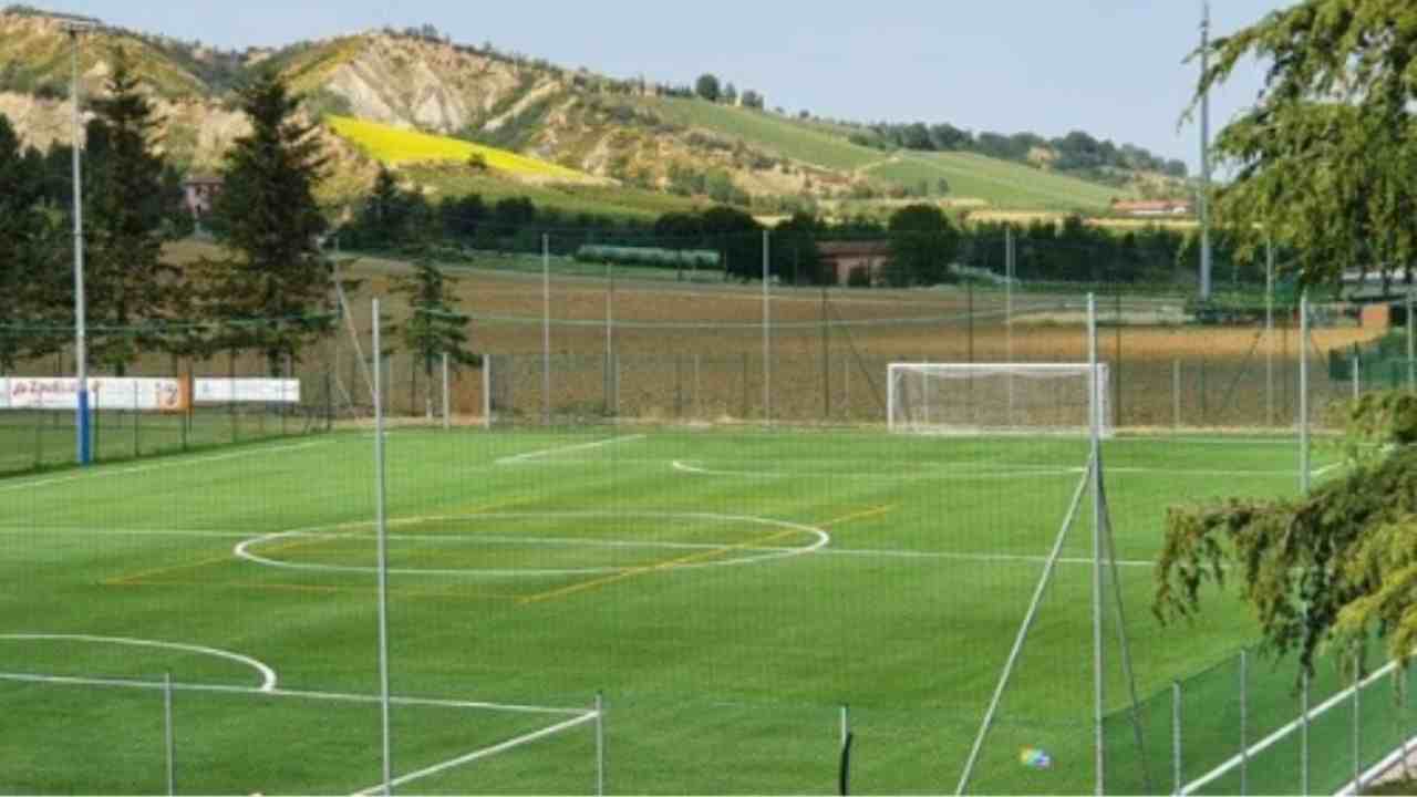 Campo sportivo lutto nel calcio