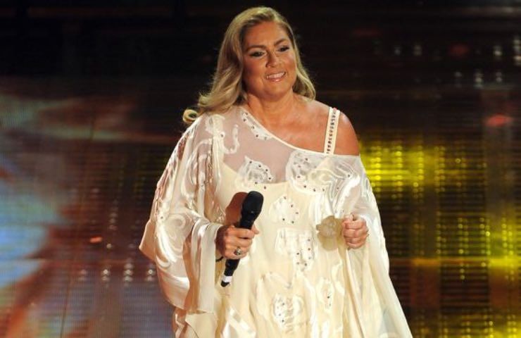 Romina Power scelta abiti 