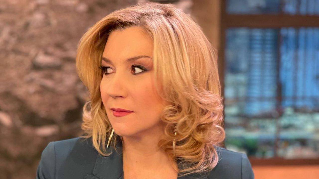 Serena Bortone, difficoltà in diretta