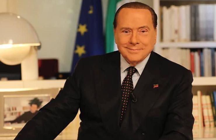 Silvio Berlusconi, irruzione villa Arcore