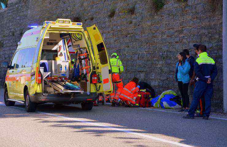 Tragedia stradale, 50 enne investita