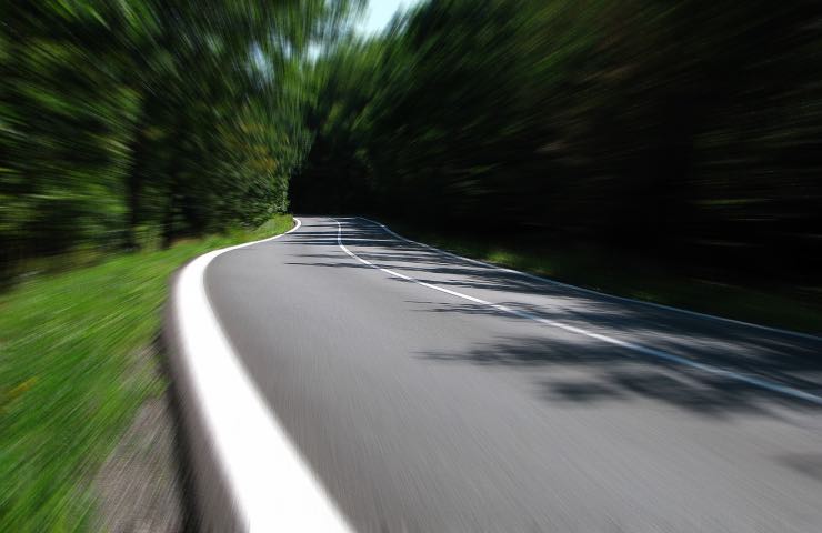 Autostrada, invasione