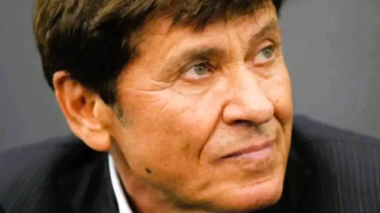 Gianni Morandi provato dall'evento