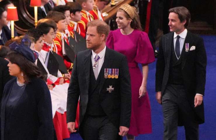principe Harry, avvistamento a Buckingham Palace