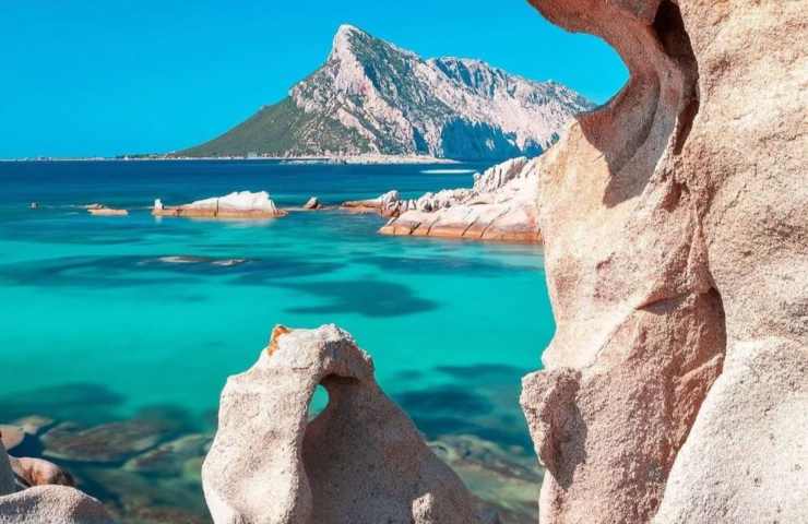 La meravigliosa spiaggia di San Teodoro