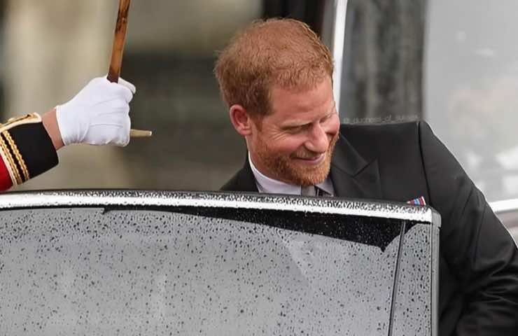 principe Harry, avvistamento a Buckingham Palace